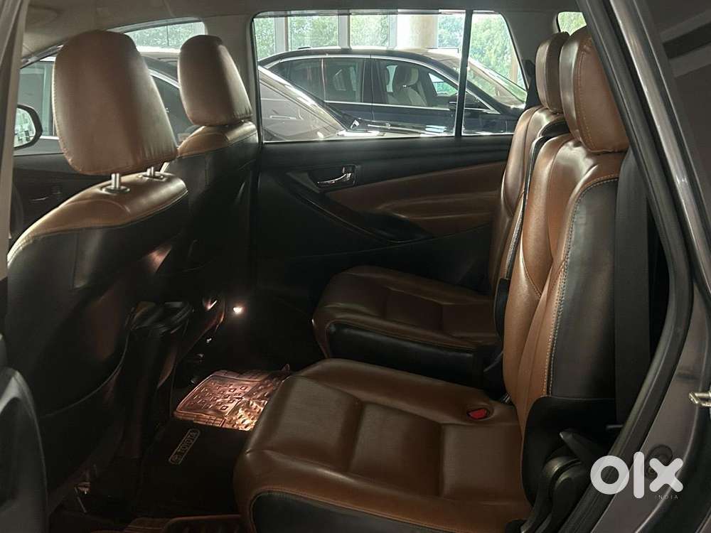 Toyota Innova Crysta 2.4 Gx Limited Edition At 7 Str, 2020, Diesel