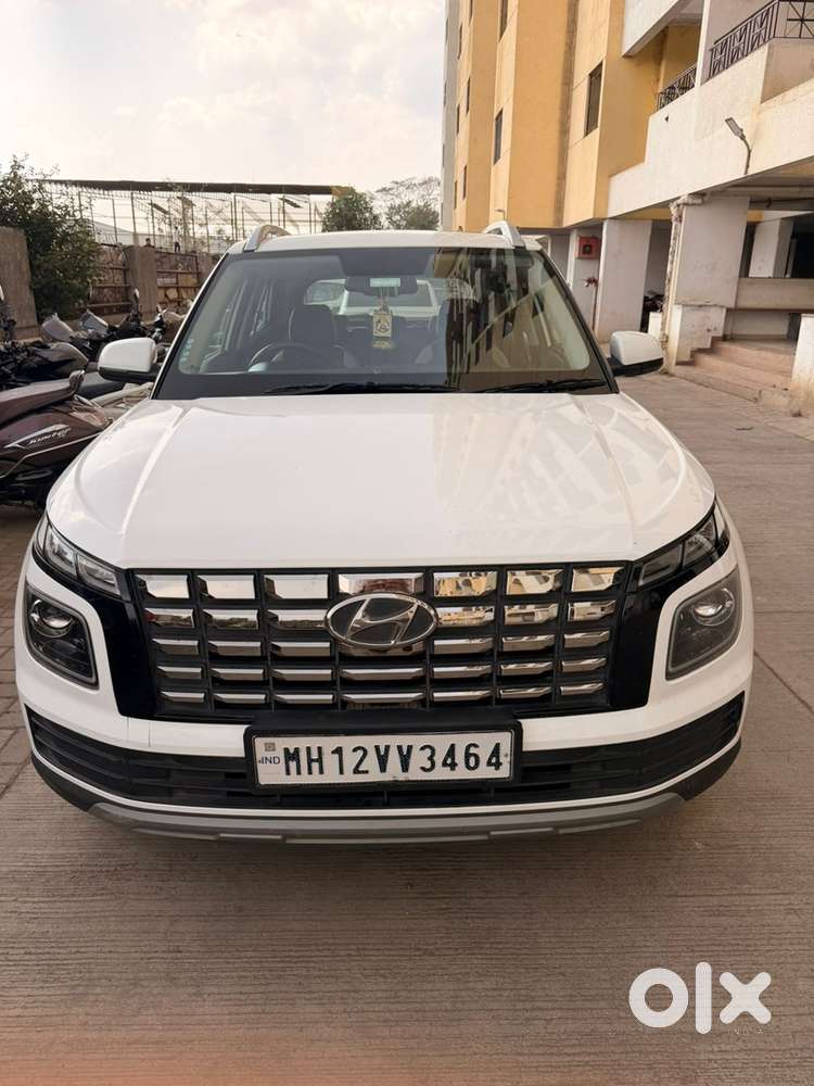 Hyundai Venue 2023 Petrol Good Condition