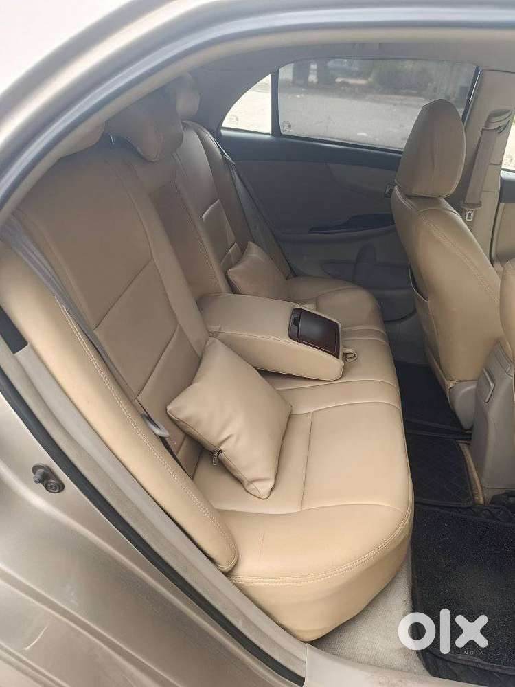 Toyota Corolla Altis G Hv At, 2014, Petrol