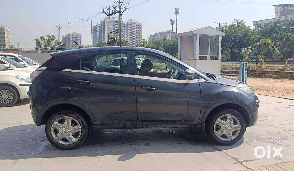 Tata Nexon 1.5 Revotorq Xm (s), 2019, Petrol