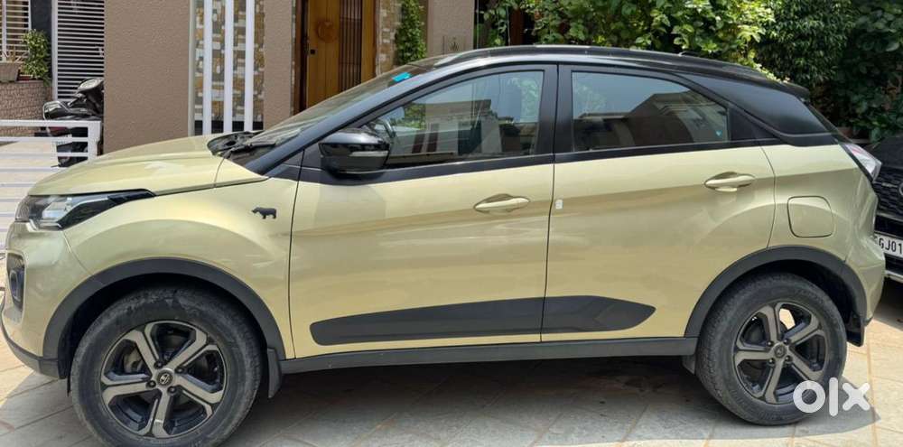Tata Nexon 1.2 Revotron Xza Plus, 2022, Petrol