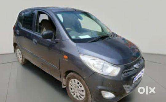 Hyundai Car Petrol 2015 Best Condition All Tyres Are New