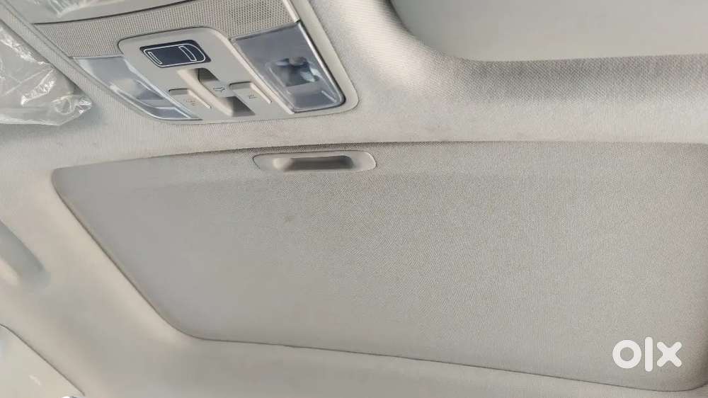 Kia Carens Gravity 2025