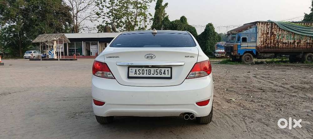 Hyundai Fluidic Verna 1.6 Vtvt Sx, 2014, Petrol
