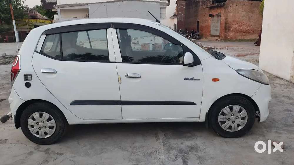 Very Good Condition Koi Kami Nahi Saaf Sutri Gadi
