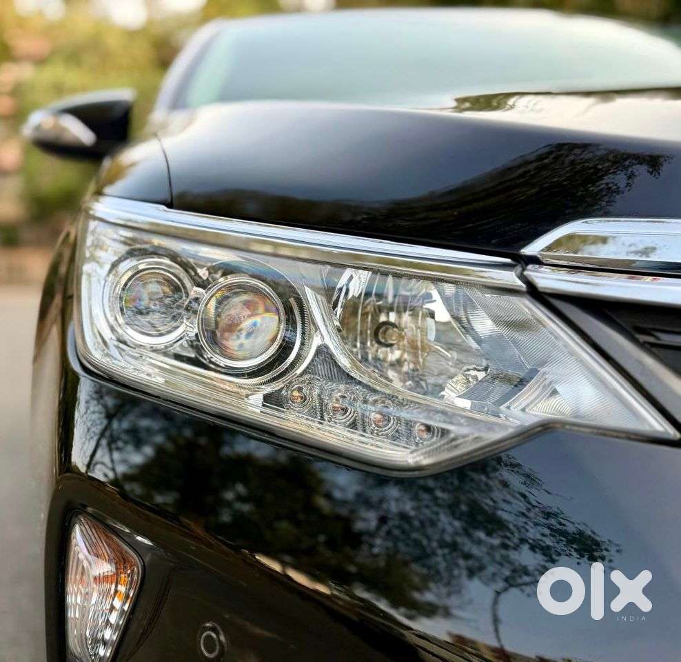 Toyota Camry 2.5 Hybrid, 2017, Cng & Hybrids