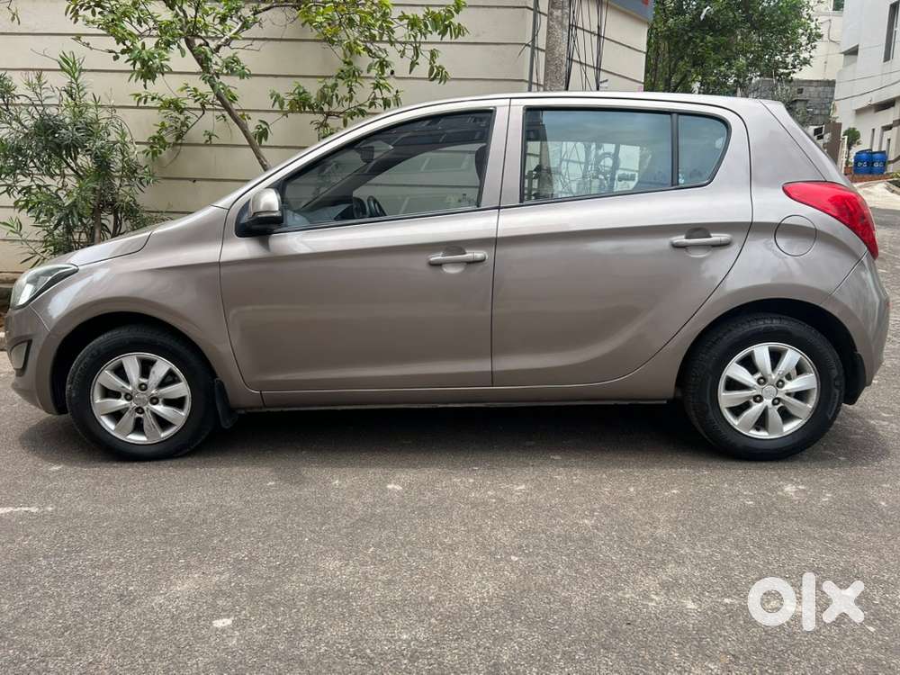 Hyundai I20 Sportz Petrol 2012
