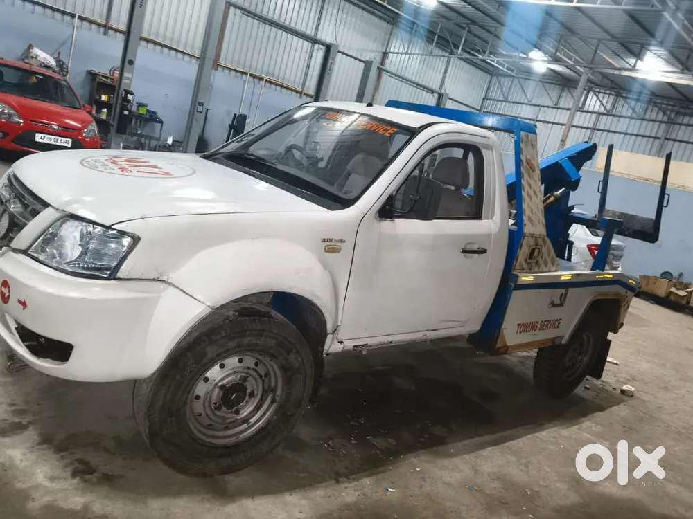 Tata Xenon Di Towing Van