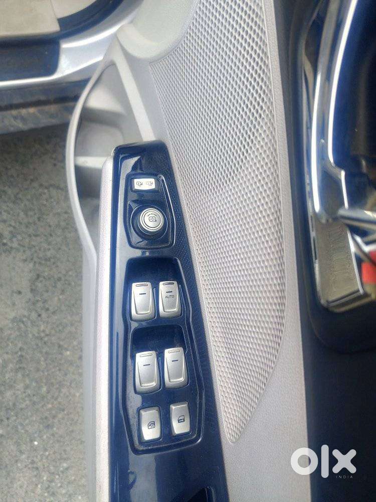 Mahindra Xuv300 W8 Diesel, 2024, Diesel