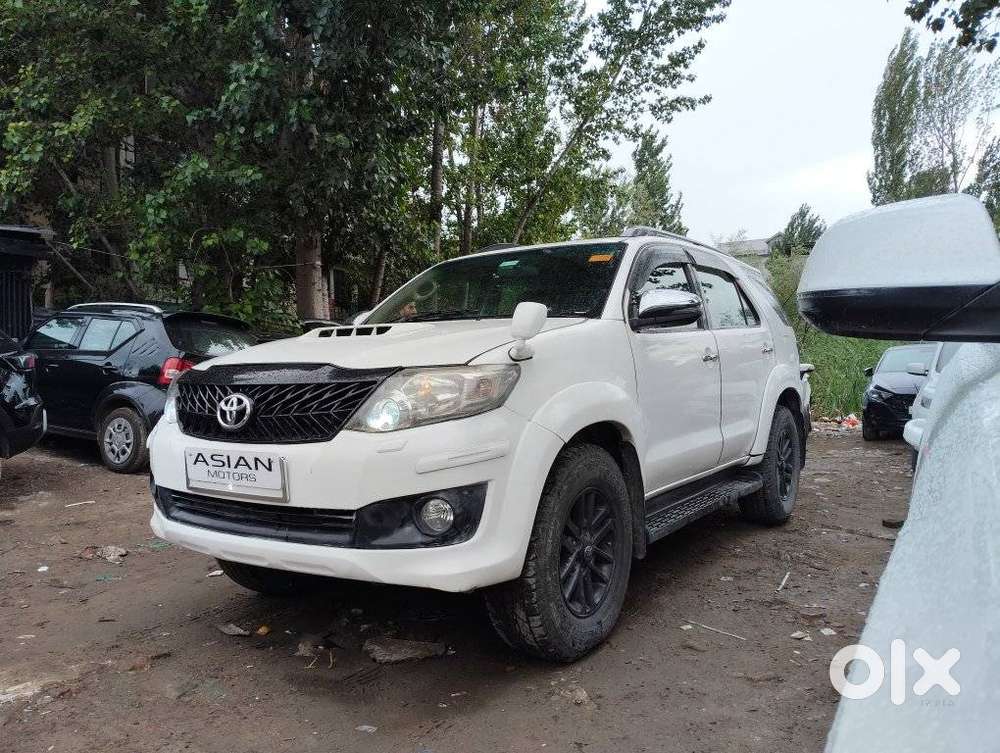 Toyota Fortuner 4x4 Mt, 2013, Diesel