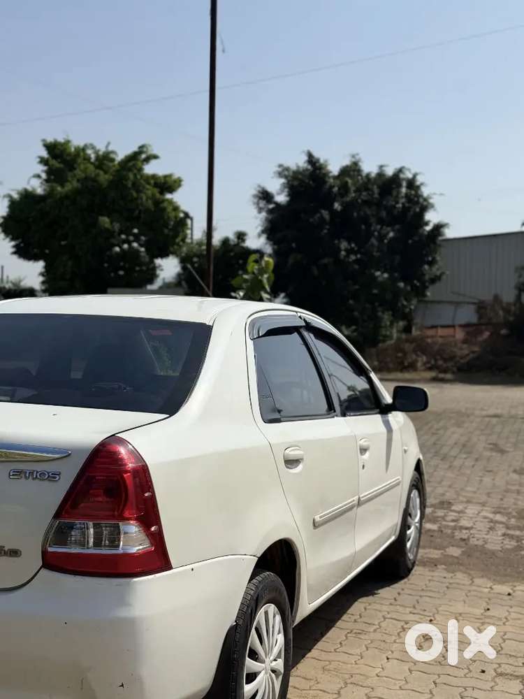 Toyota Etios 2012