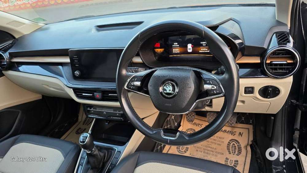 Skoda Slavia 1.0 Tsi Style, 2023, Petrol