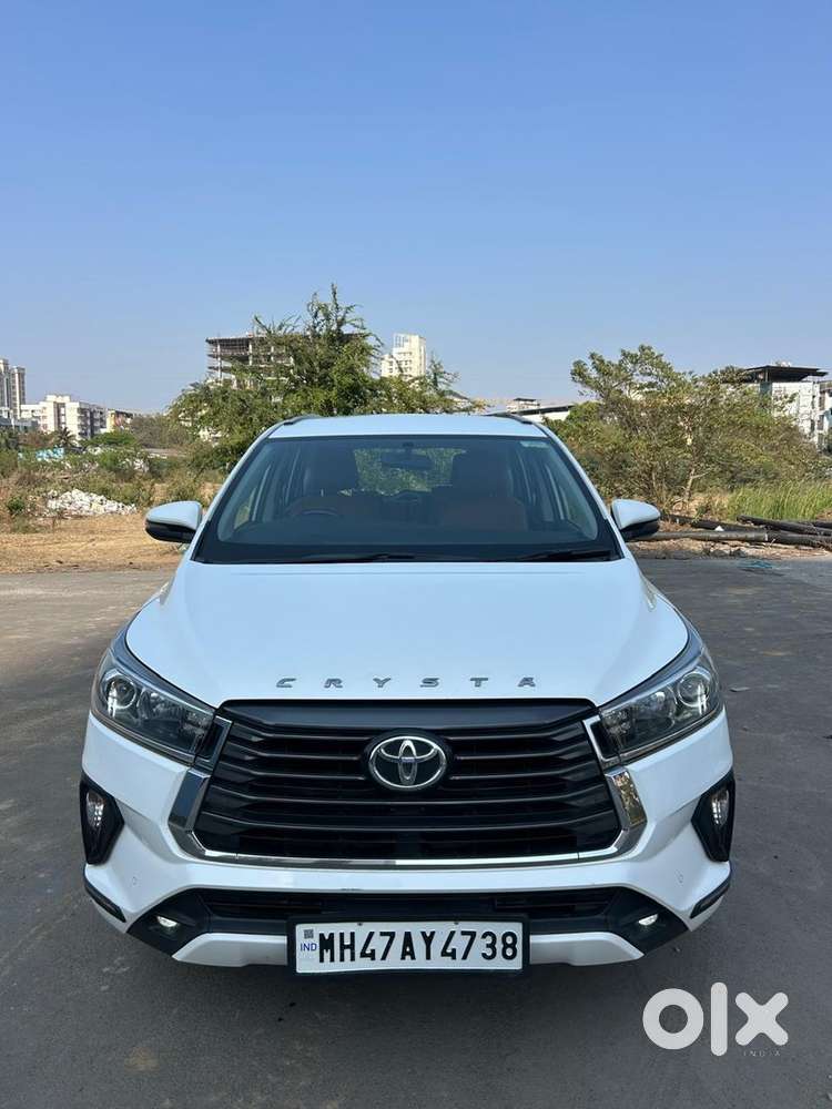 Toyota Innova Crysta 2021 Diesel 35000 Km Driven