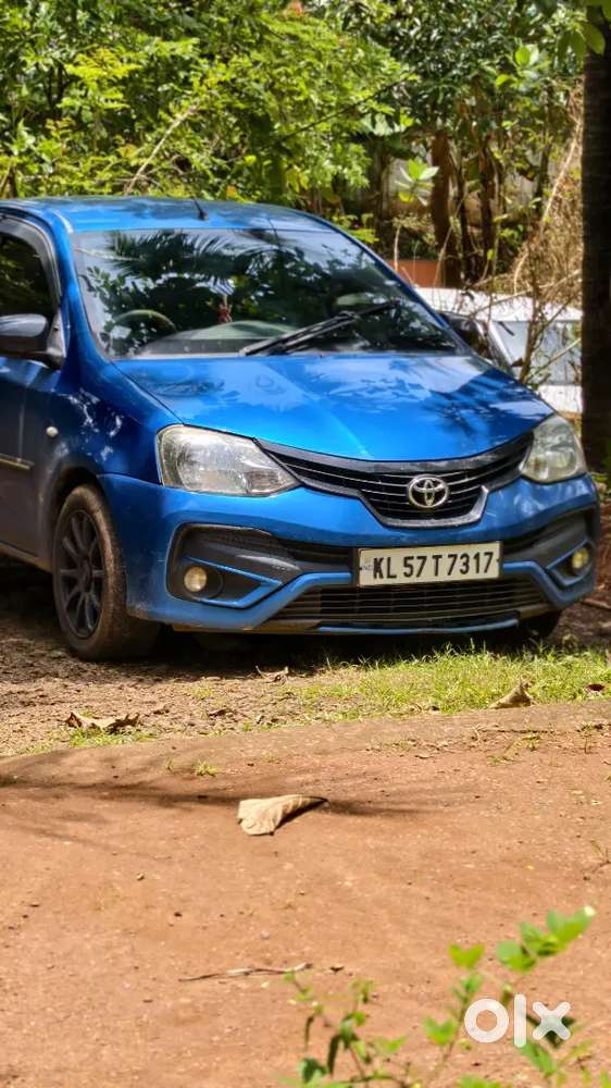 Alloy Wheels./2 Keys  Well Maintained Vehicle Blue Colour