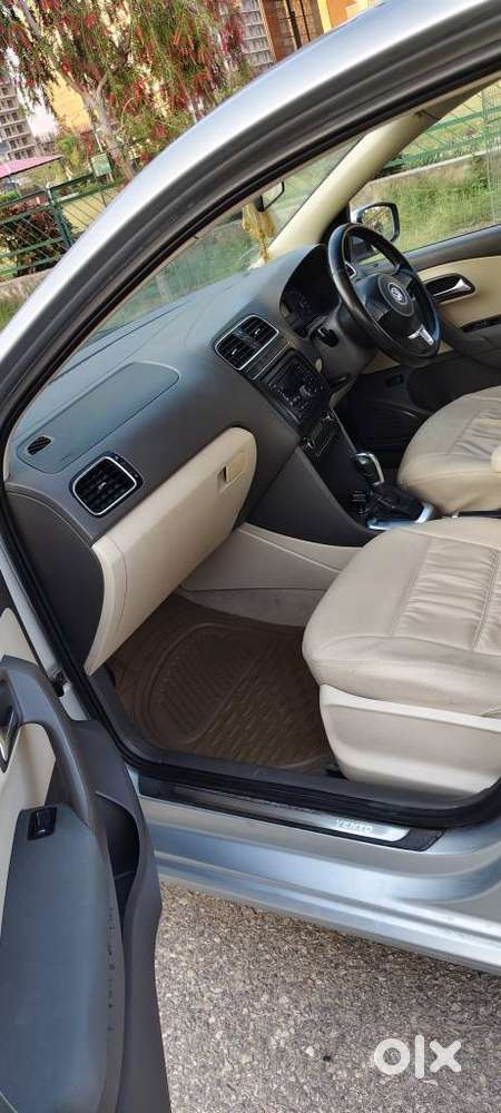 Volkswagen Vento 1.2 Highline Plus At 16 Alloy, 2011, Petrol