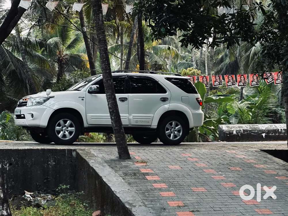 Toyota Fortuner  3.0 4wd Mt