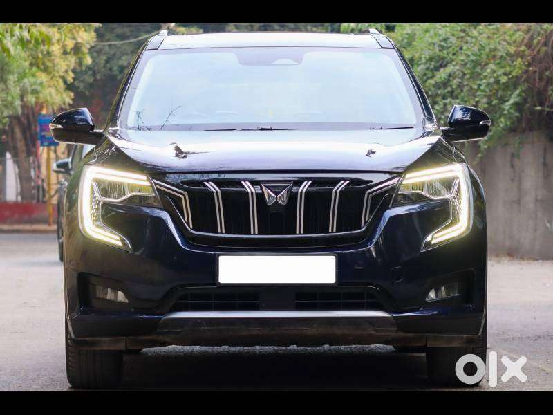 Mahindra Xuv700 2.0 Ax 7 Petrol At Str, 2022, Petrol