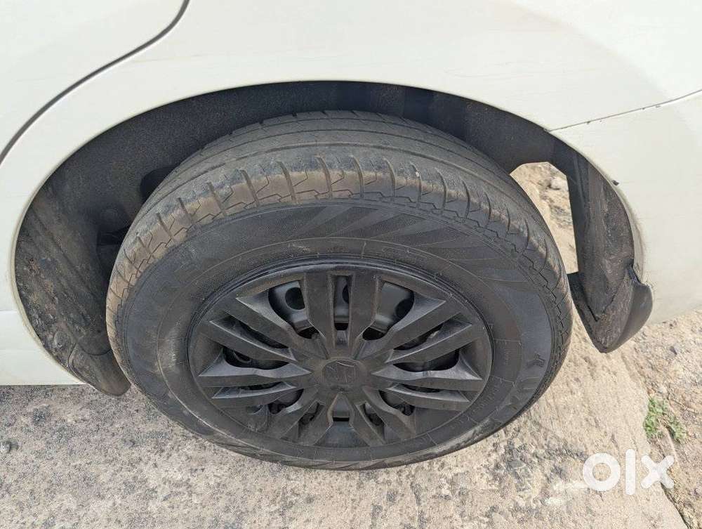 Maruti Suzuki Swift Dzire Vxi Optional, 2021, Petrol