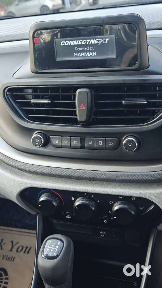 Tata Altroz, 2021, Petrol