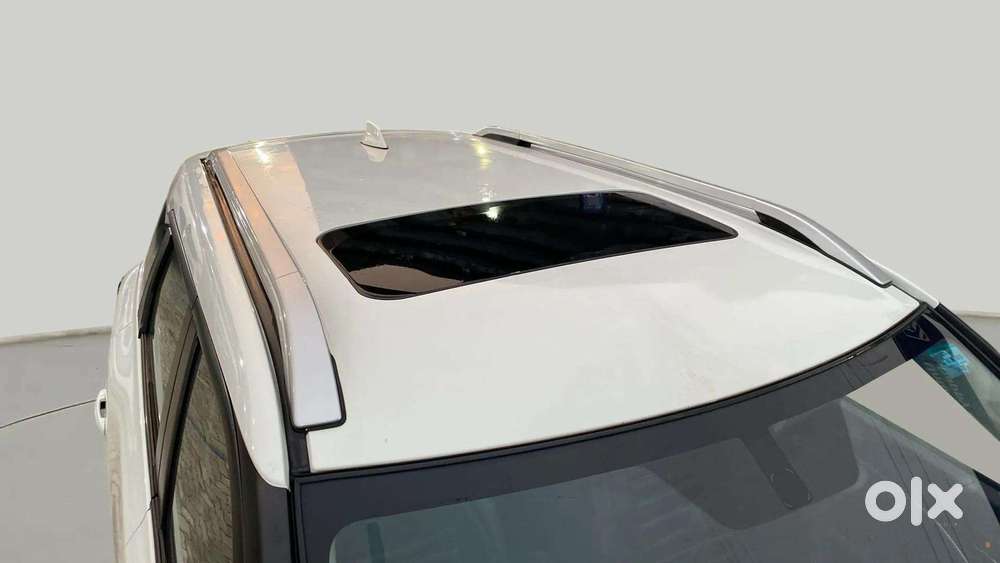 Maruti Suzuki Vitara Brezza 1.5 Zxi, 2023, Petrol