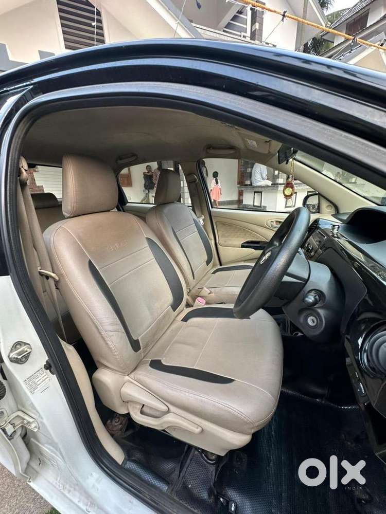 Toyota Etios Liva 2017 Petrol Well Maintained