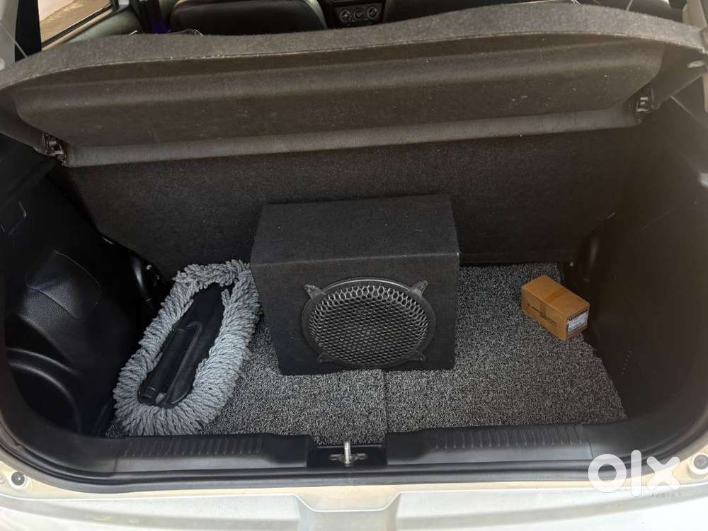 Maruti Suzuki Swift 2022 - Single Hand Maintenance