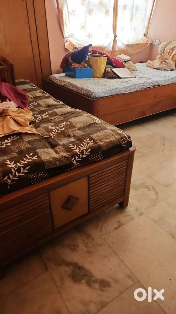 Diwan teak - Beds & Wardrobes in Adarshnagar, Jamshedpur - 1860013195