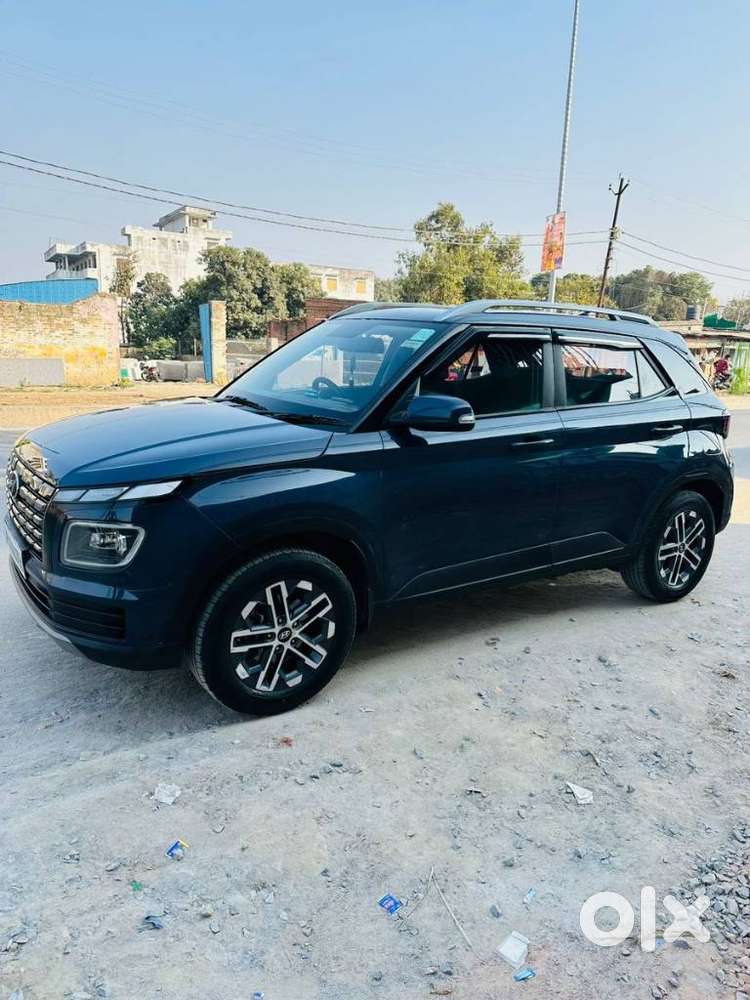 Hyundai Venue Sx (o) Mt 1.5 Diesel, 2022, Diesel