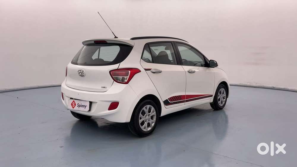Hyundai Grand I10 Nios Sportz Diesel At, 2016, Petrol