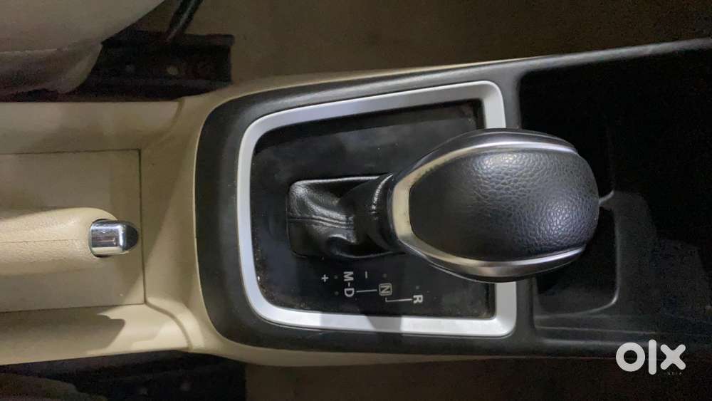 Maruti Suzuki Swift Dzire Amt Vxi, 2020, Petrol