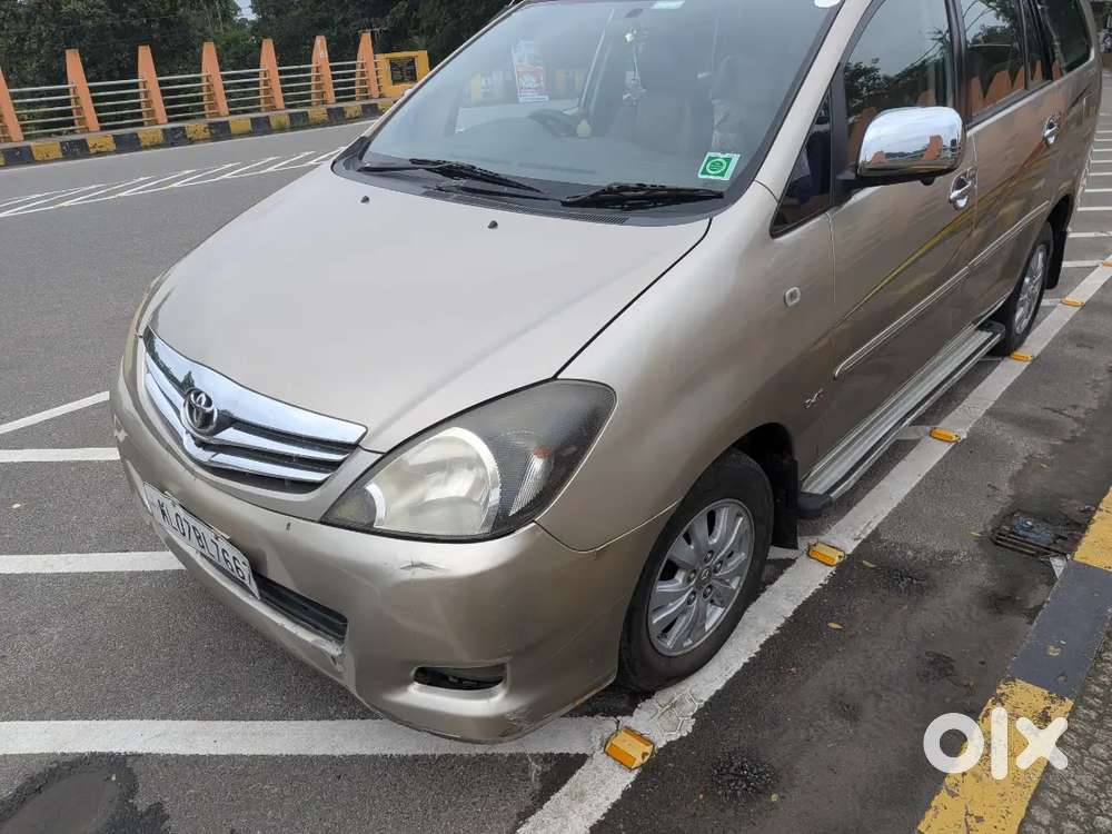 Toyota Innova Diesel 2009v Full Option Original Kerala
