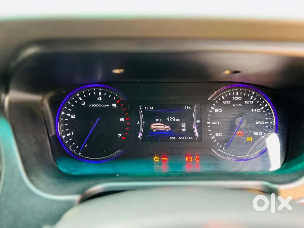 Mahindra Marazzo Diesel 2019