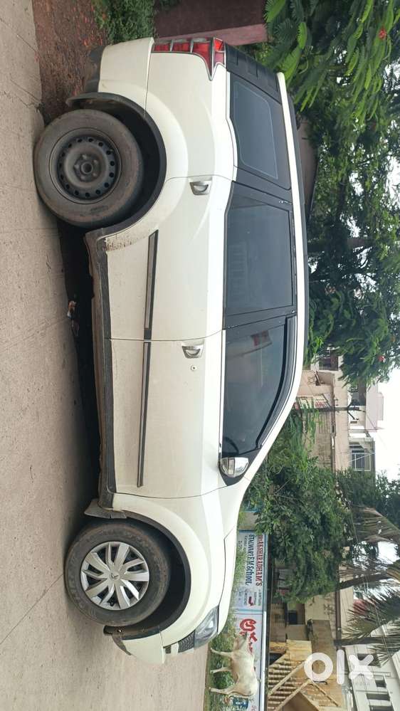 Mahindra Xuv500 W8, 2014