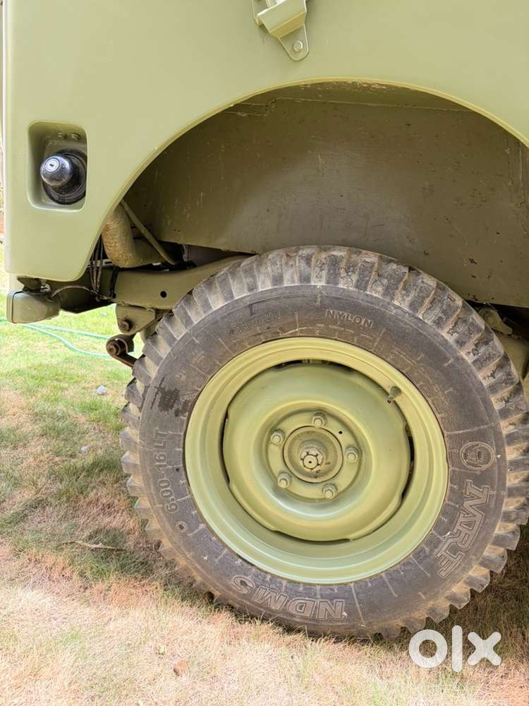 Jeep Willy’s Slat Grilie Diesel 1990 Model