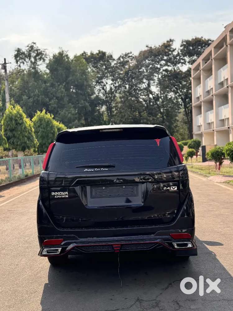 Toyota Innova Crysta 2021 Diesel Well Maintained