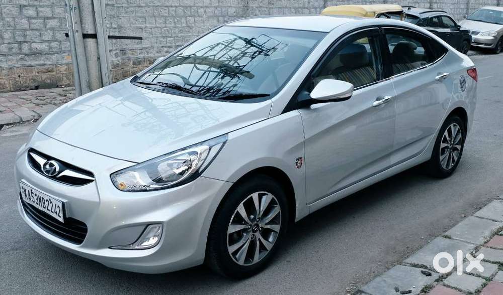Hyundai Verna Fluidic 1.6 Vtvt Sx, 2014, Petrol