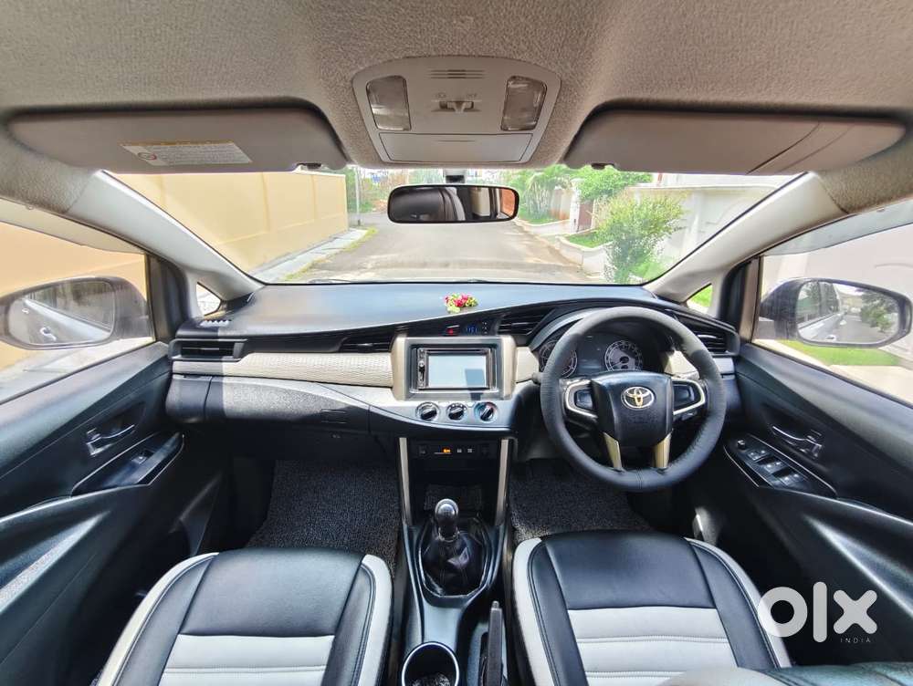Toyota Innova Crysta 2.4 G Mt 8s, 2017, Diesel