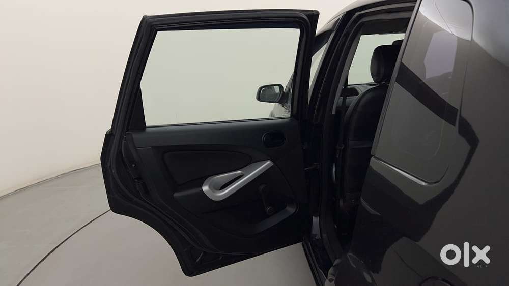 Ford Figo 1.2 Duratec Petrol Zxi, 2011, Petrol