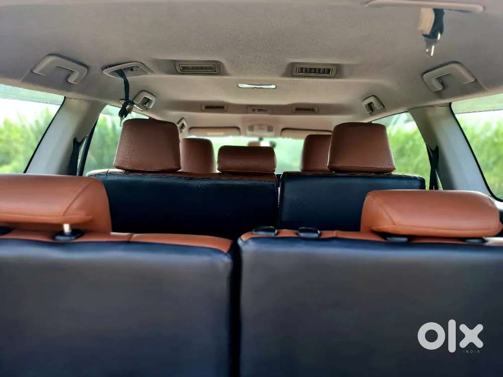 Toyota Innova Crysta Gx 2.4 Mt 8-seater /immacul