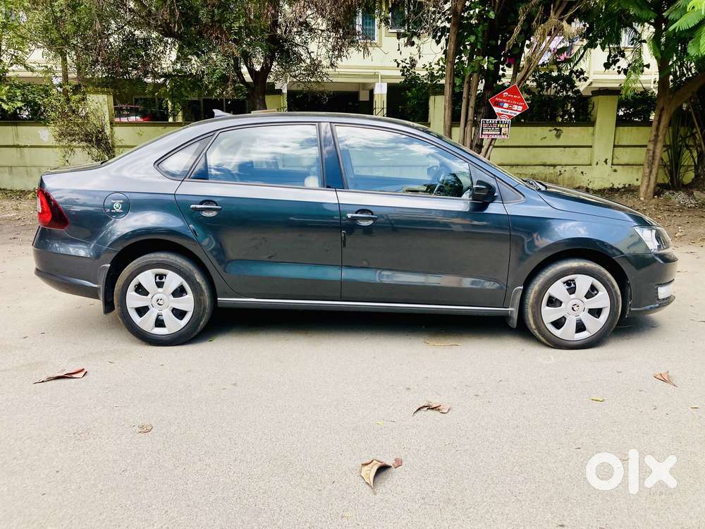 Skoda Rapid Tsi Active 1.0 Mt, 2020, Petrol