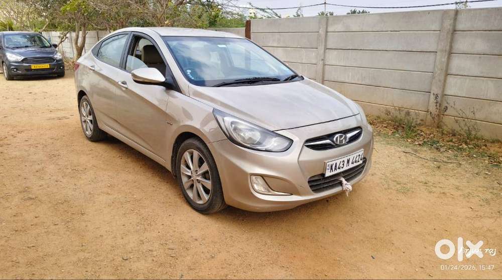 Hyundai Verna Good Condition Less Driven Showroom History