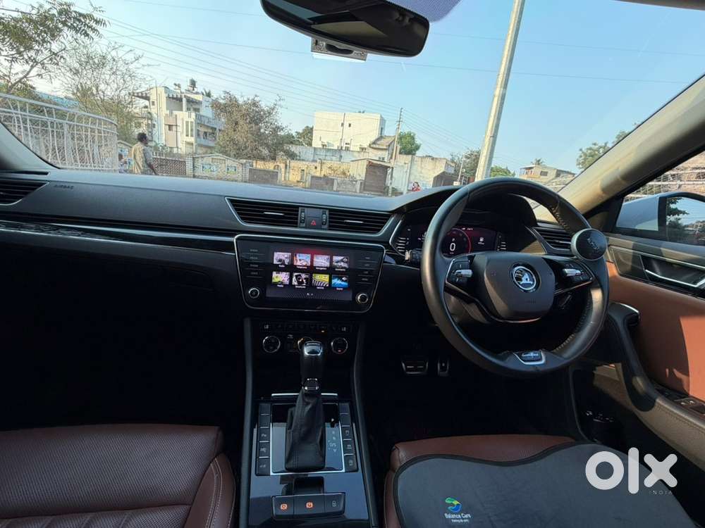 Skoda Superb 2023 Petrol 19000 Km Driven