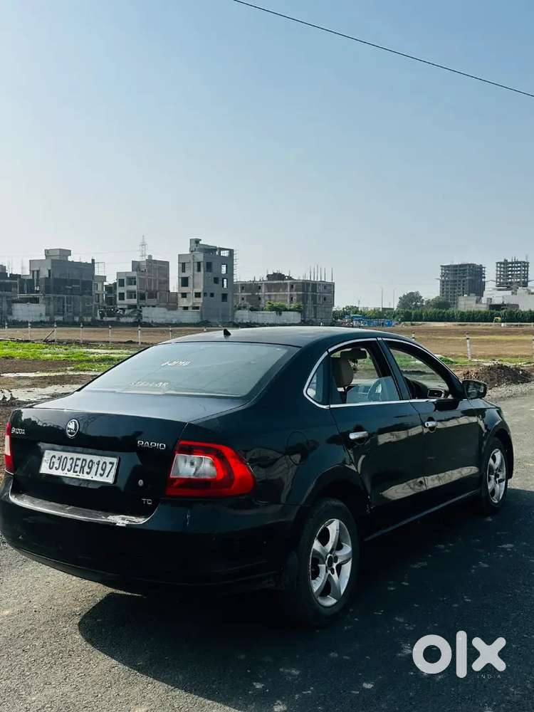 Skoda Rapid 2013 Diesel 110000 Km Driven