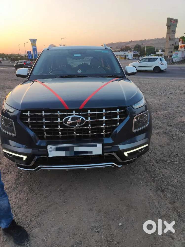 Hyundai Venue Sx Plus Automatic Sunroof Top Model