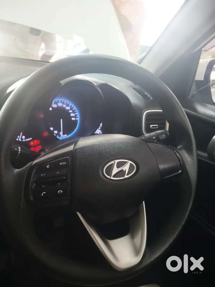 Hyundai Venue S Plus 2022 Mt Petrol