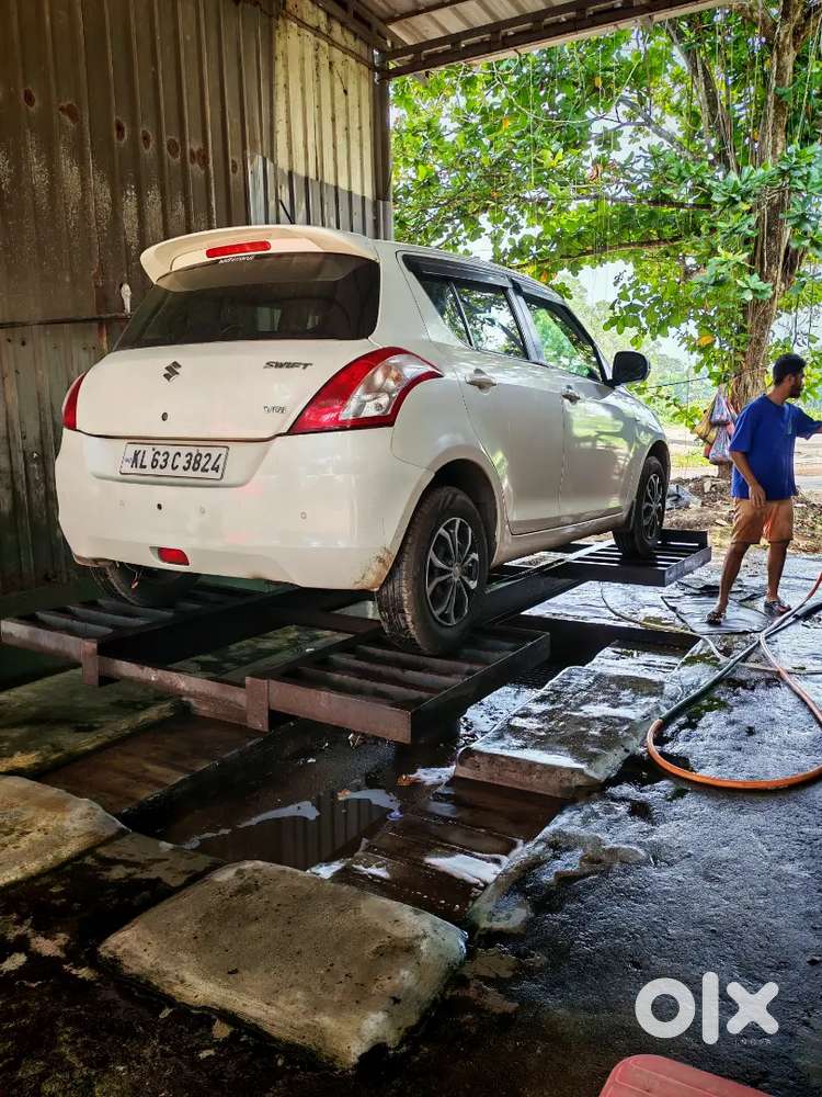 Maruti Suzuki Swift 2015 Diesel 152000 Km Driven