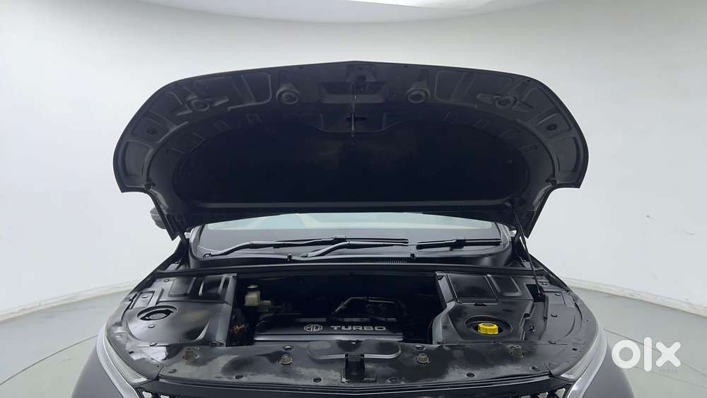 Mg Hector Plus Sharp Pro 1.5 Turbo Petrol Cvt 6 Str, 2023, Petrol