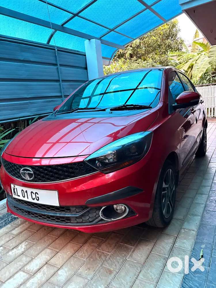 Tata Tigor 2018 - Berry Red