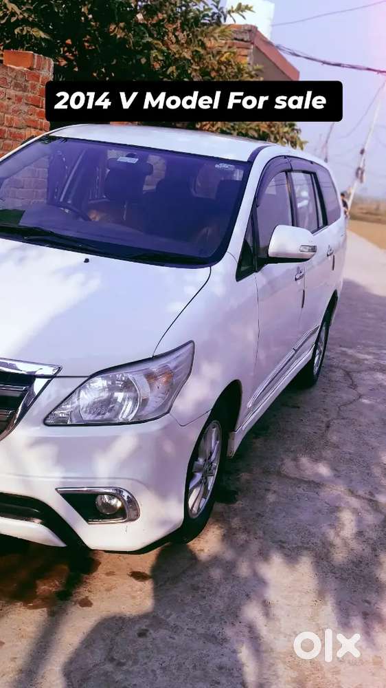 Toyota Innova 2014 Diesel Well Maintained