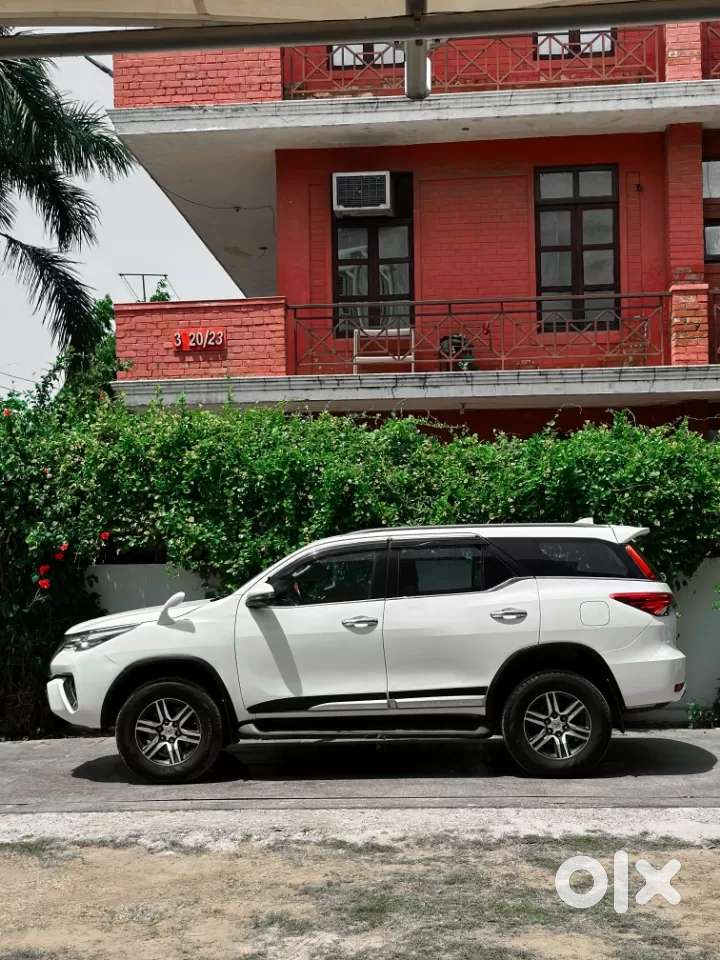 Toyota Fortuner 4x2 At, 2018, Diesel
